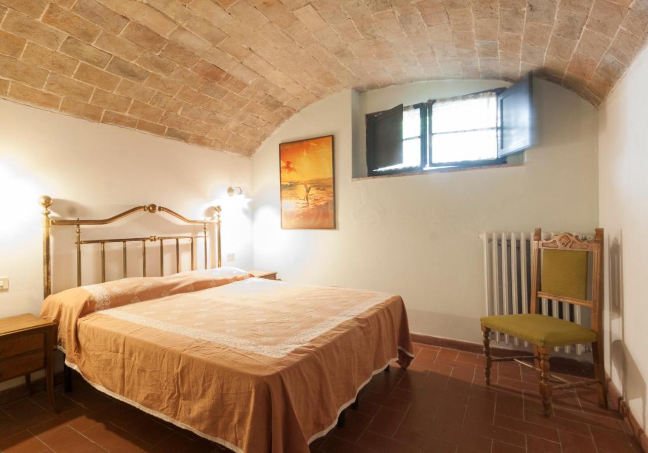 Castello Di Fezzana Apartman Montespertoli Kültér fotó
